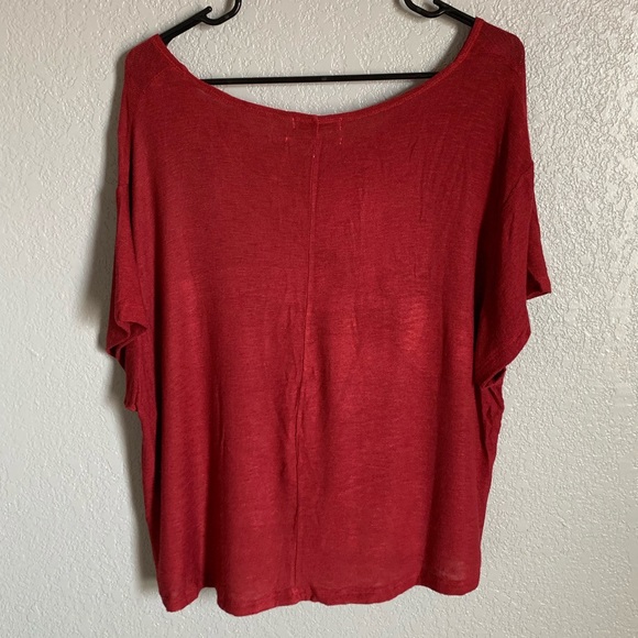 Urban Outfitters Light-Weight Top - Picture 2 of 3